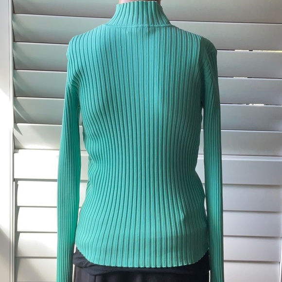Long sleeve stretch knit Cache NWT, Med - Picture 4 of 5